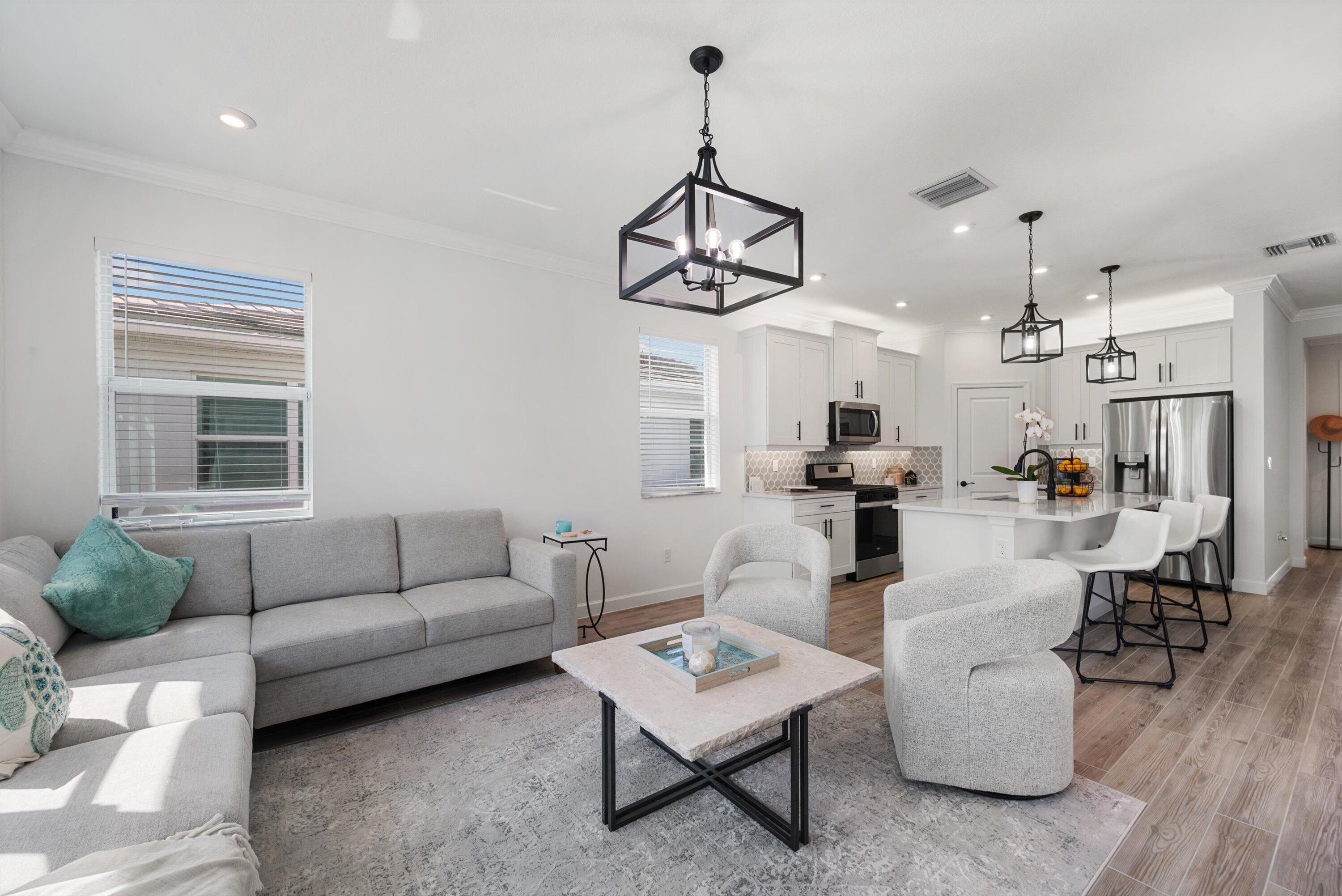 TELARO AT SOUTHERN GROVE - Residential