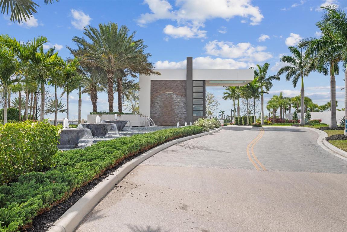 10282 SW Corvus Lane