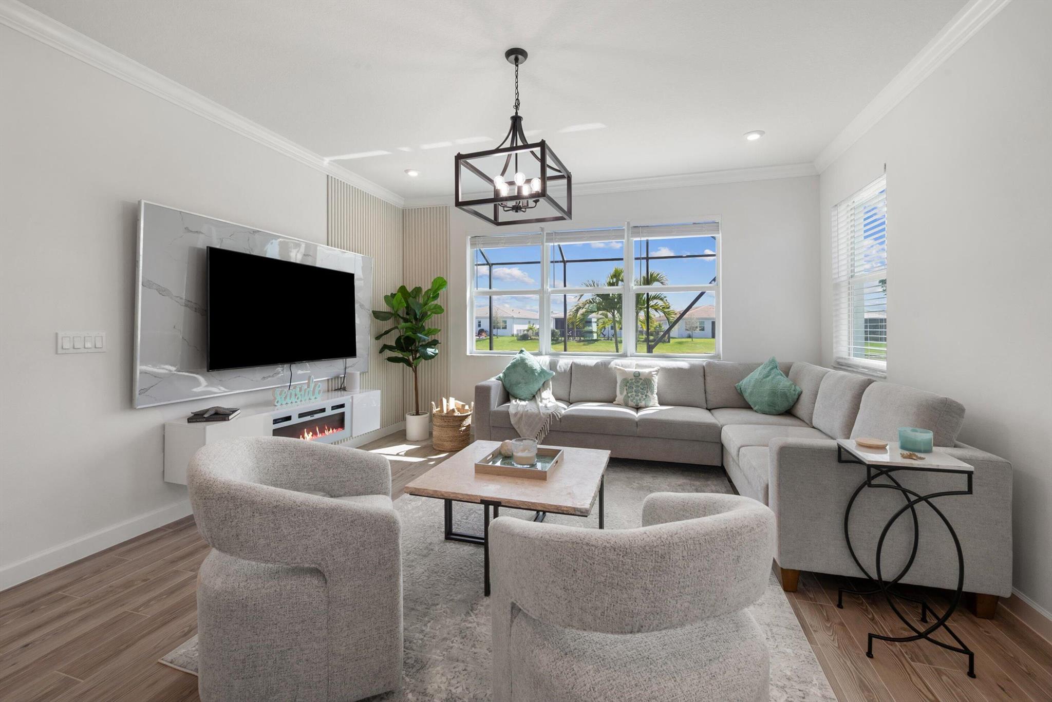 TELARO AT SOUTHERN GROVE - Residential