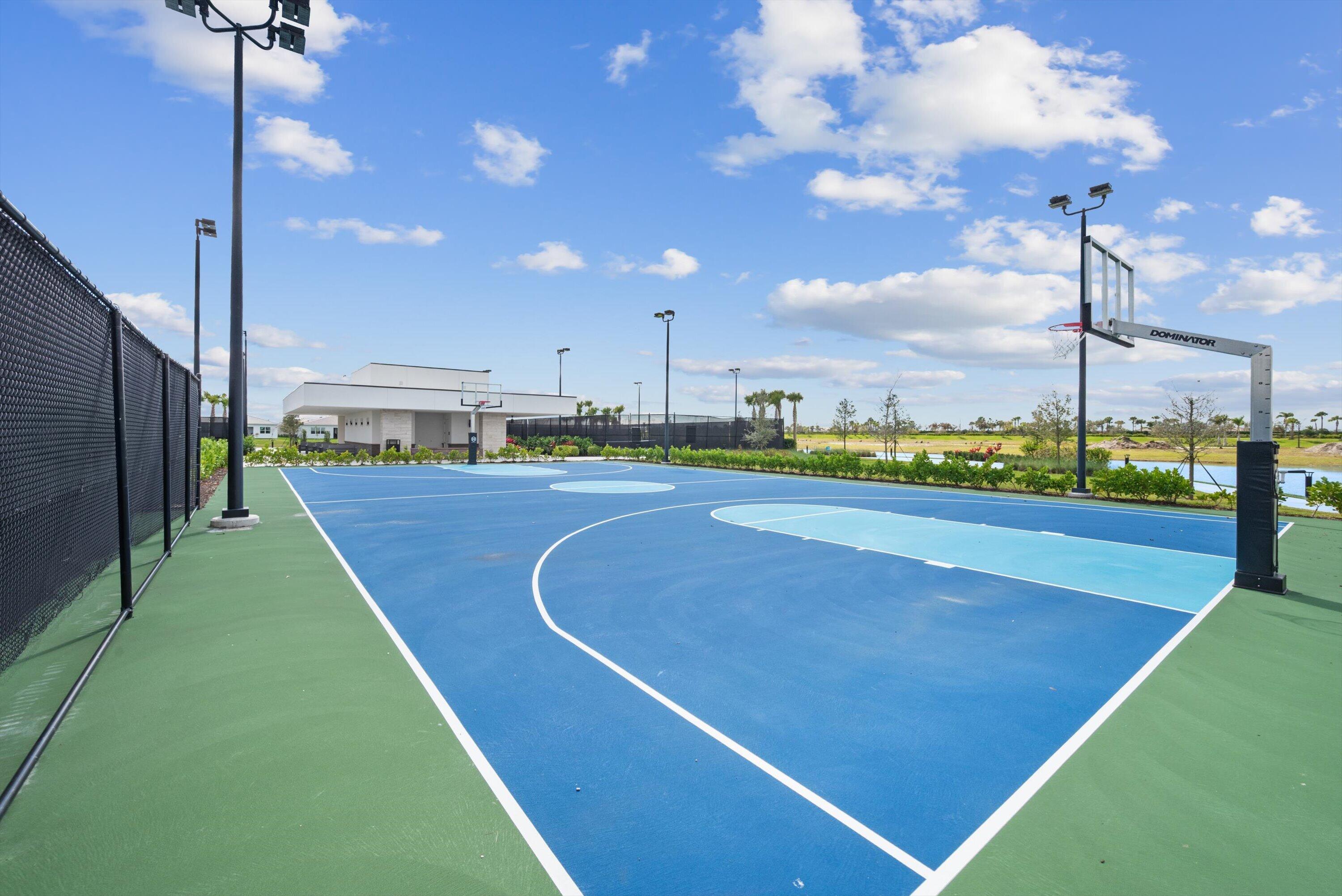 TELARO AT SOUTHERN GROVE - Residential