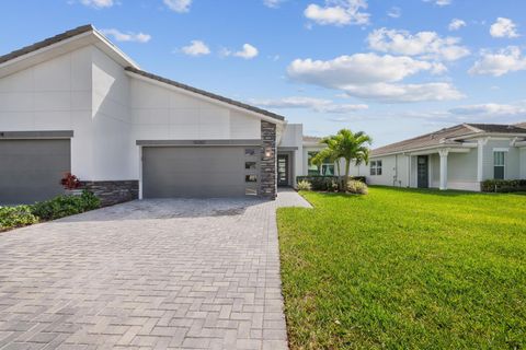 10282 SW Corvus Lane Port St Lucie FL 34987