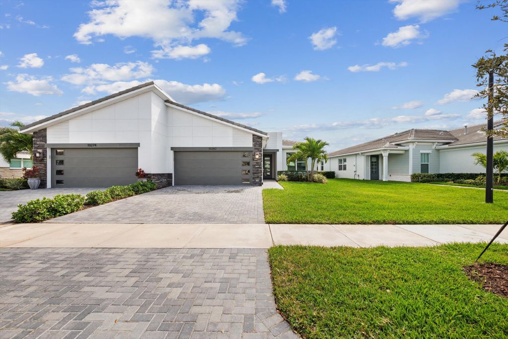 Photo of 10282 SW Corvus Lane, Port Saint Lucie, FL 34987 (MLS # R11065636)
