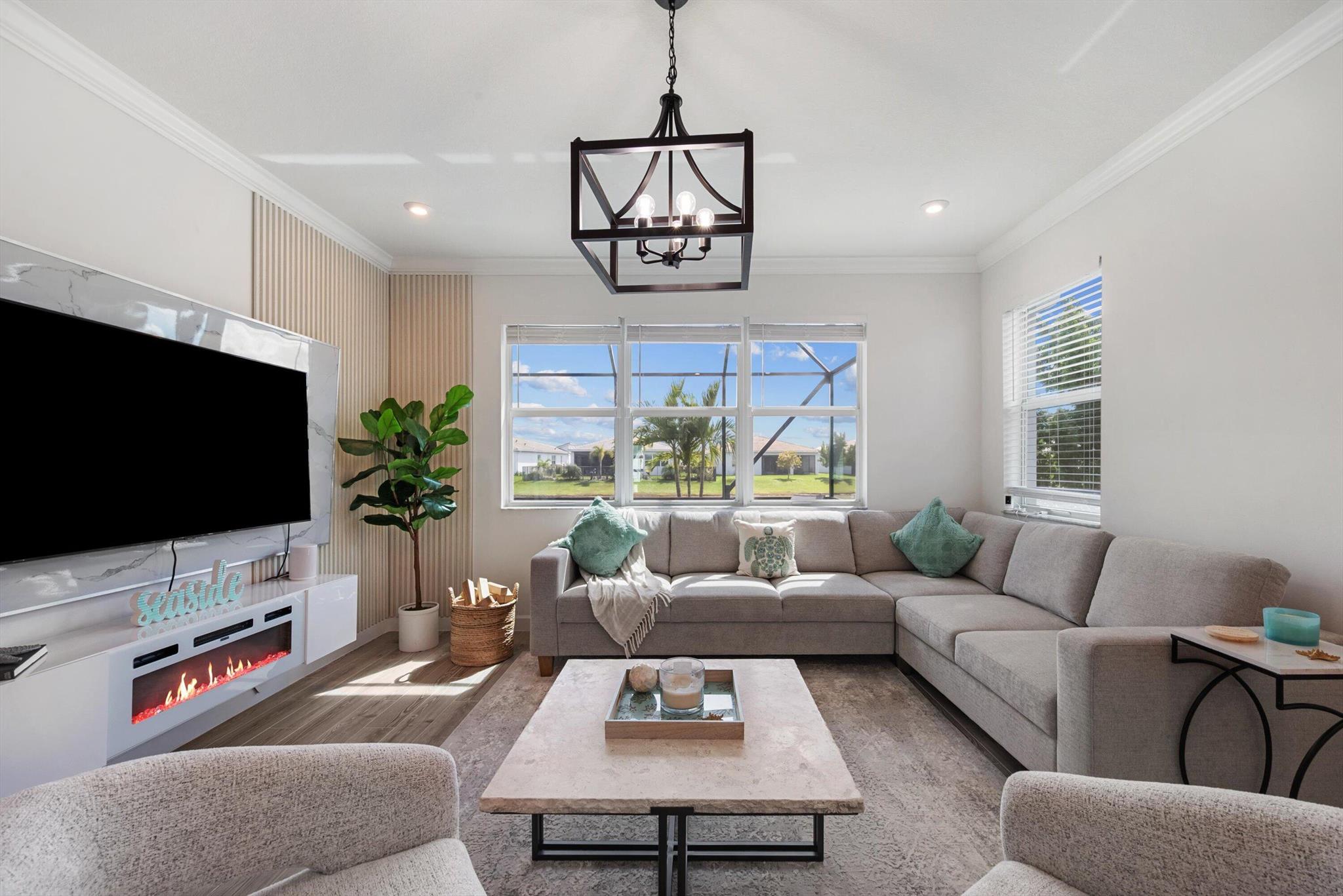 TELARO AT SOUTHERN GROVE - Residential