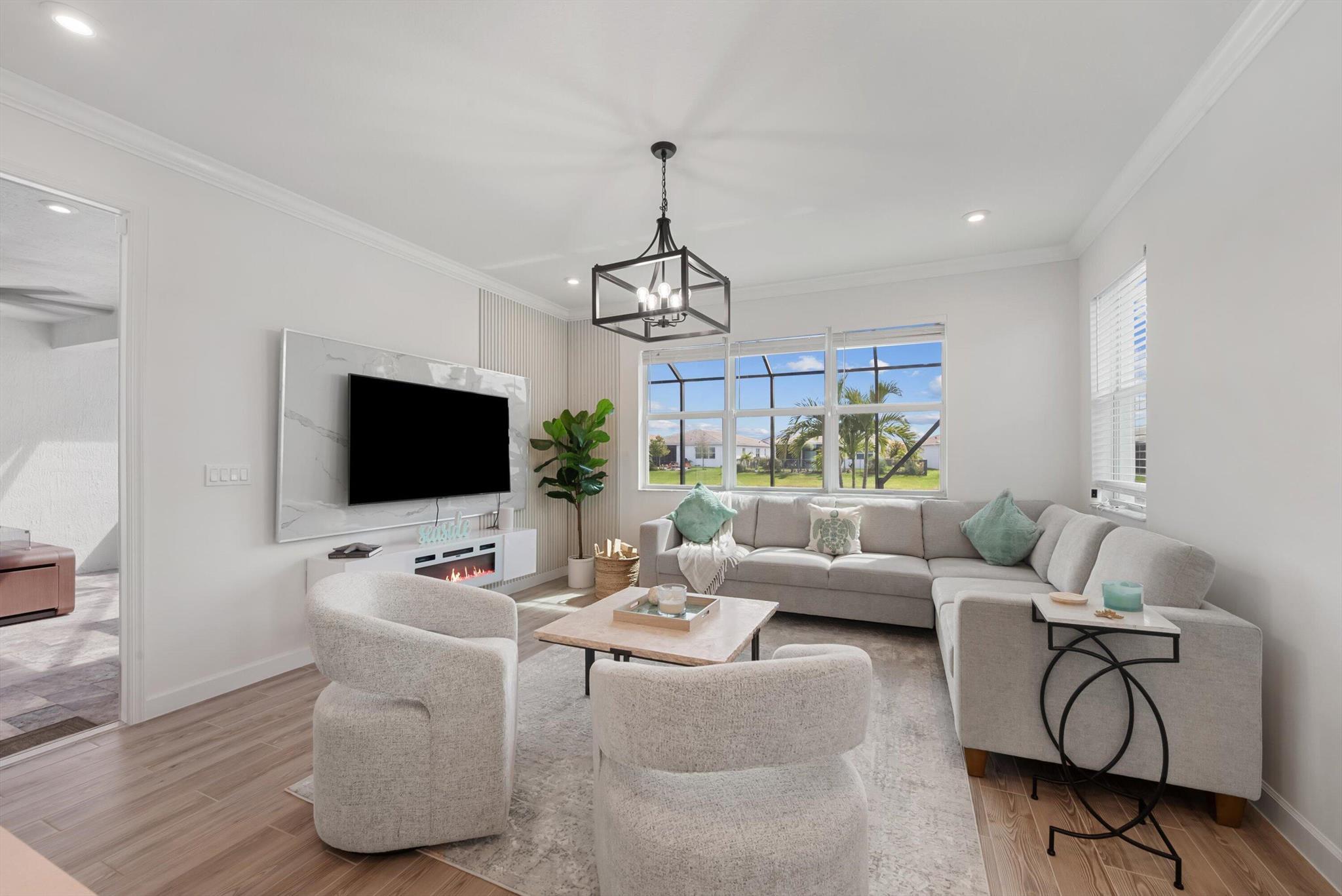 TELARO AT SOUTHERN GROVE - Residential