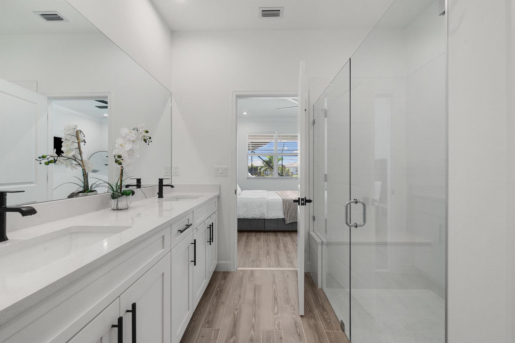 TELARO AT SOUTHERN GROVE - Residential