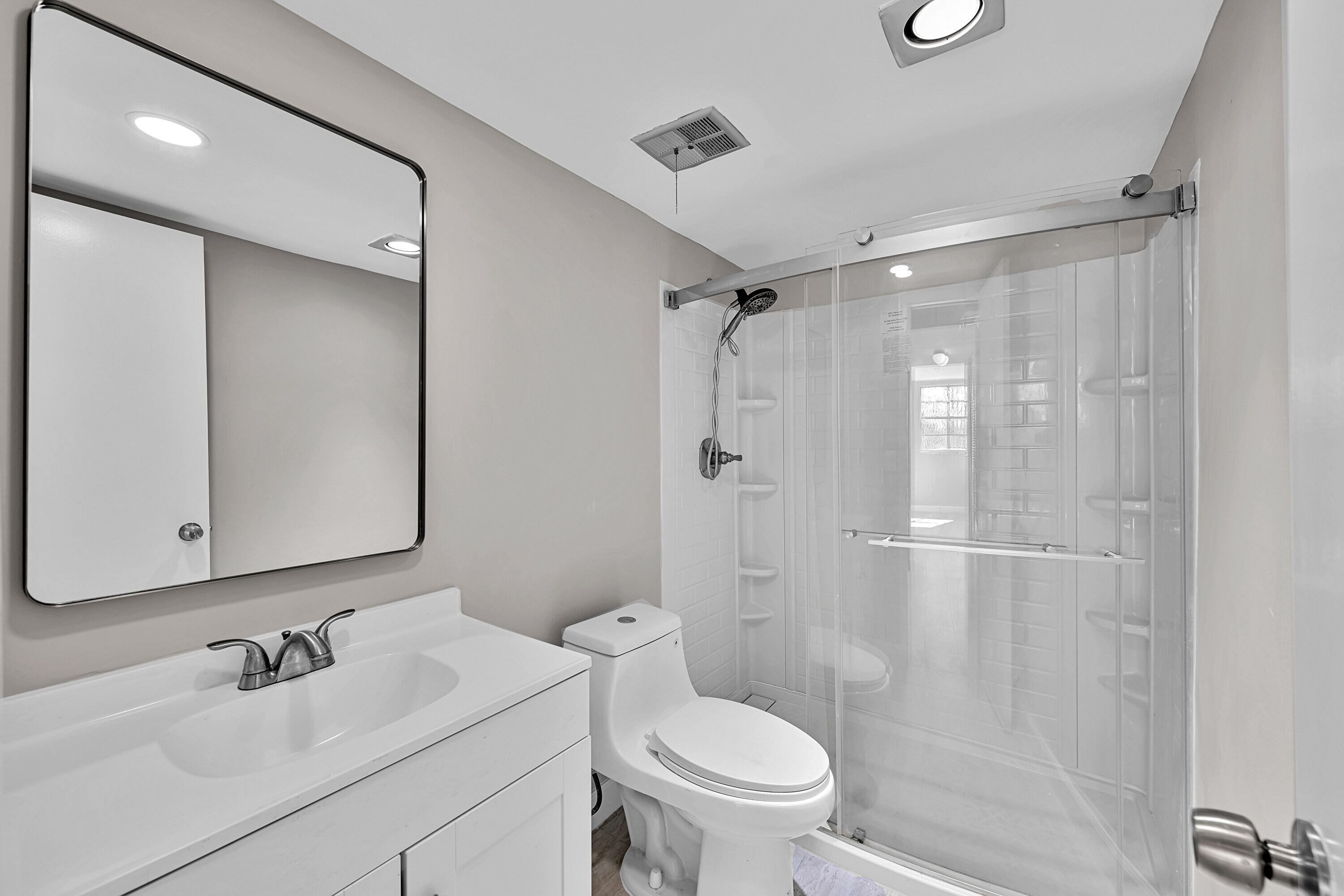 OMEGA CONDO NO 2 - Residential