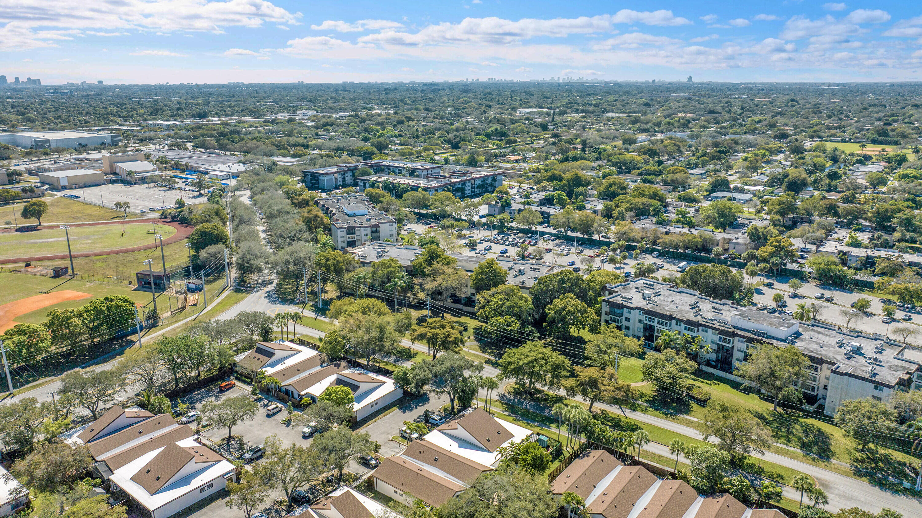 OMEGA CONDO NO 2 - Residential