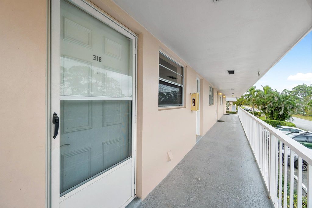 Photo of 18081 SE Country Club Drive #32-318, Jupiter, FL 33469 (MLS # R11126344)