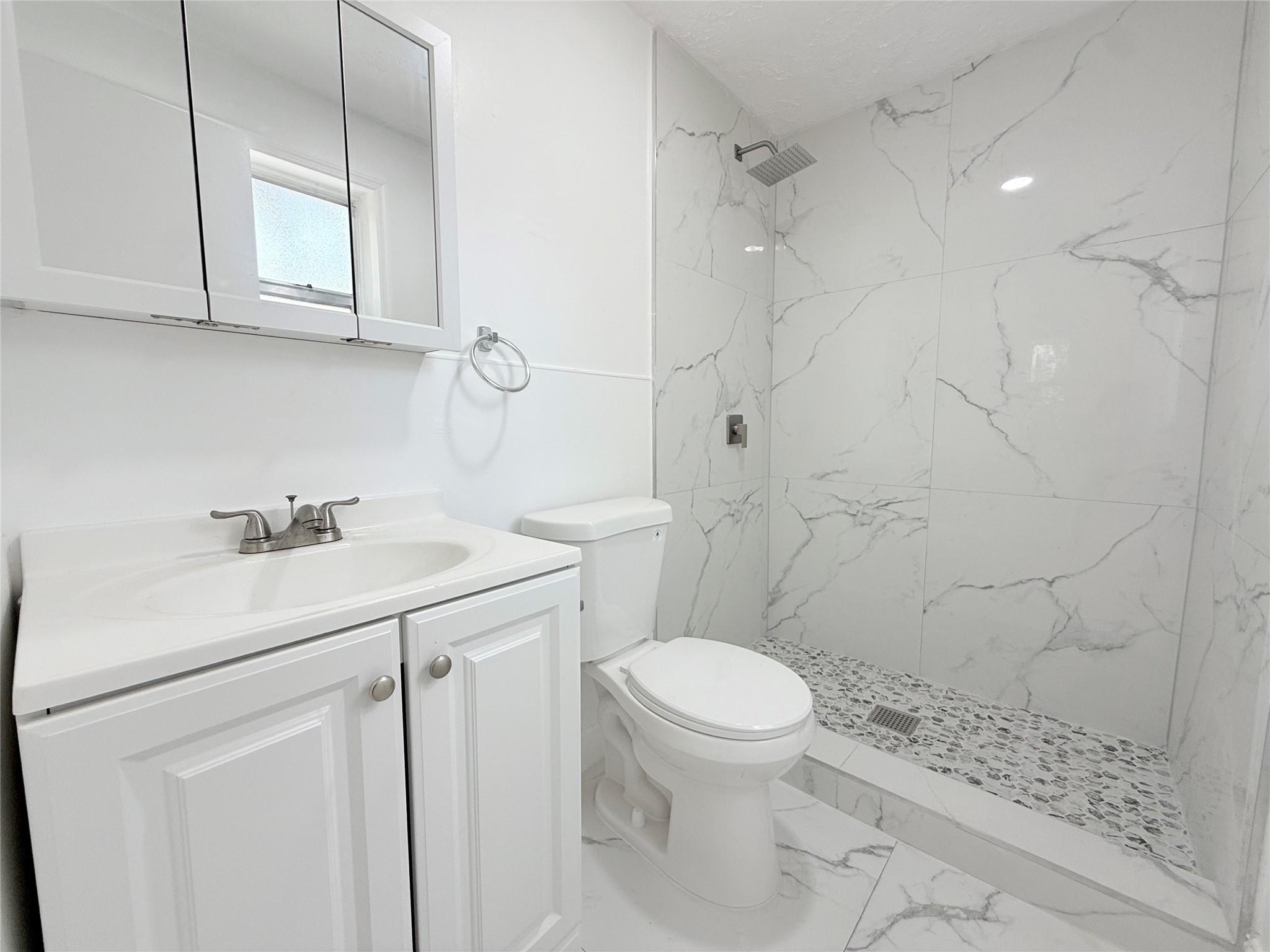 Hollywood South Side Add - Residential Lease