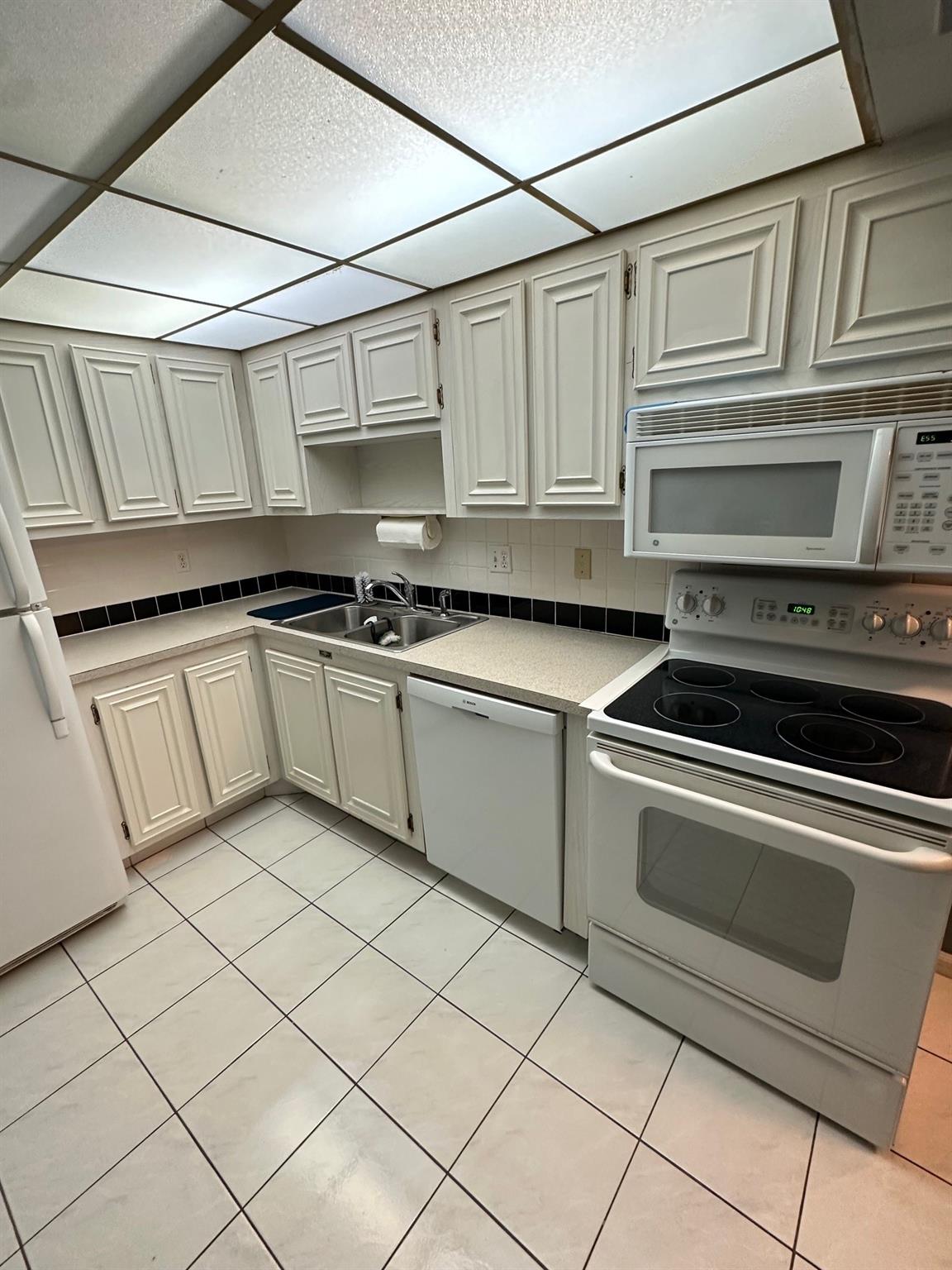 1428 SE SE 4TH AVE 144