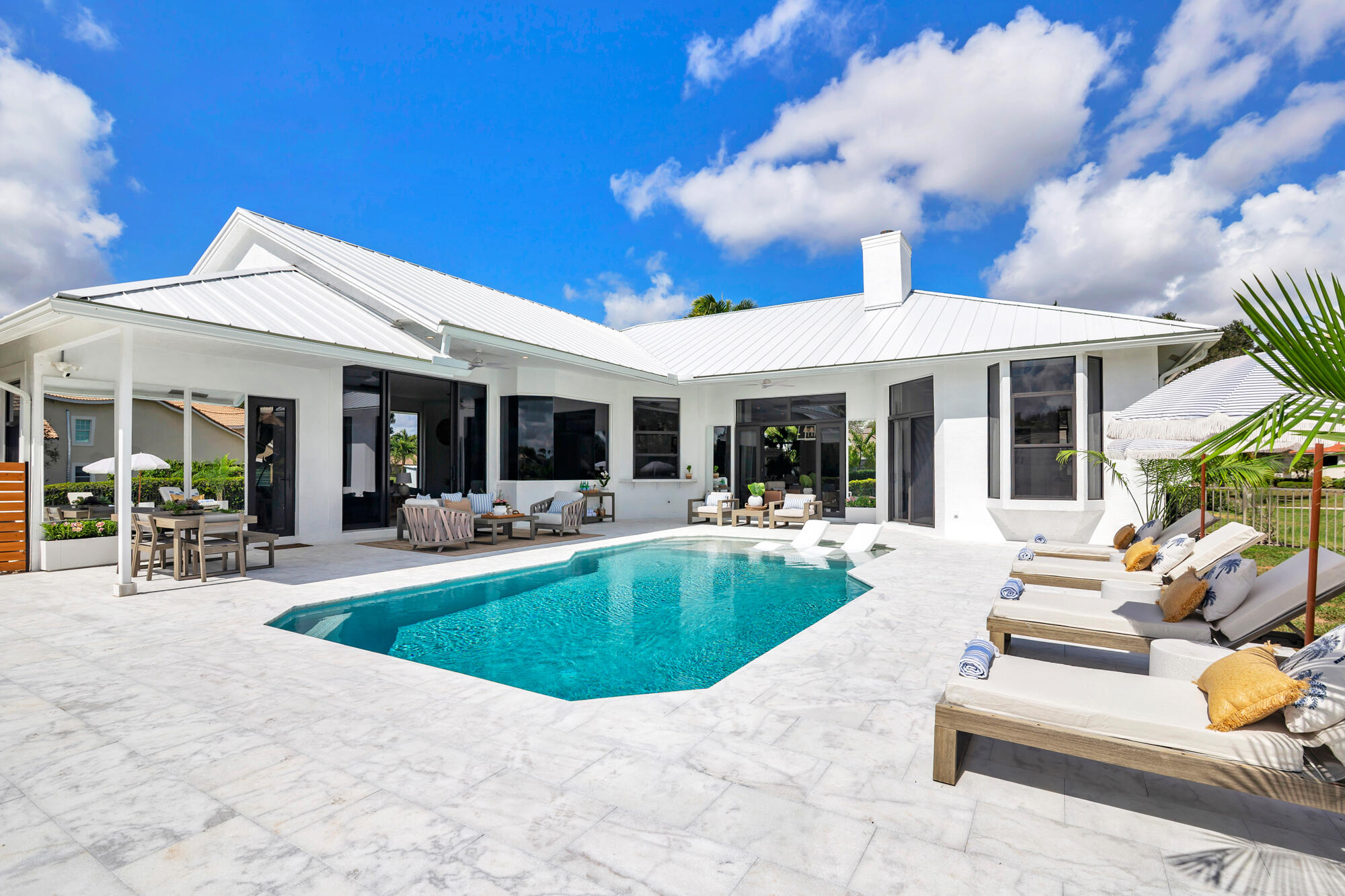 WELLINGTON AERO CLUB OF THE LANDINGS AT WELLINGTON - Residential