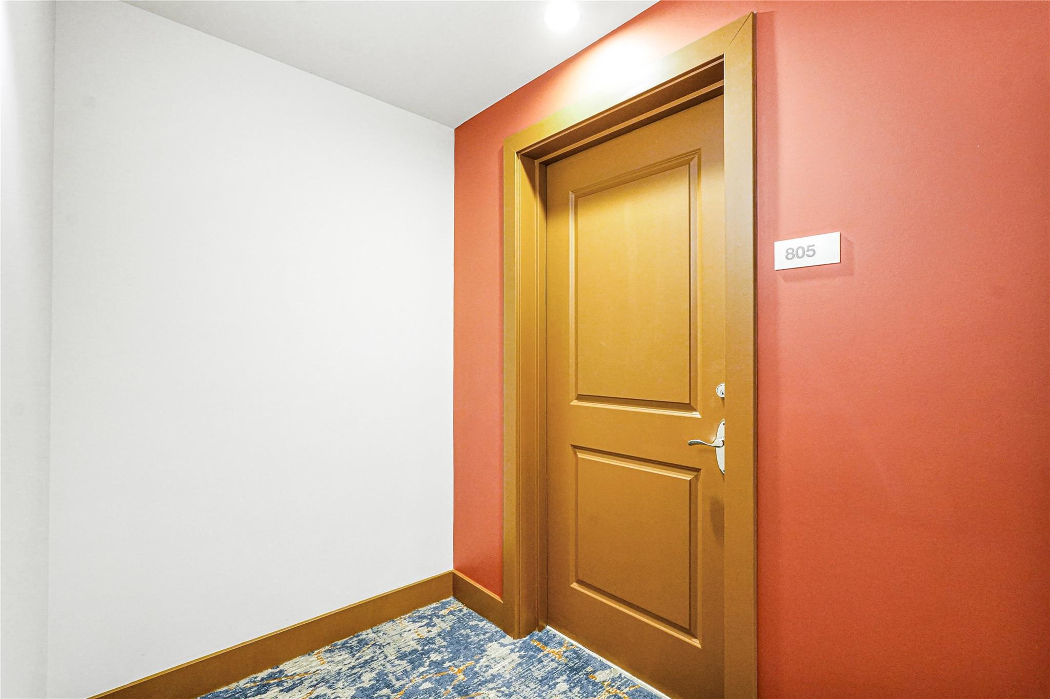 315 NE 3rd Ave 805