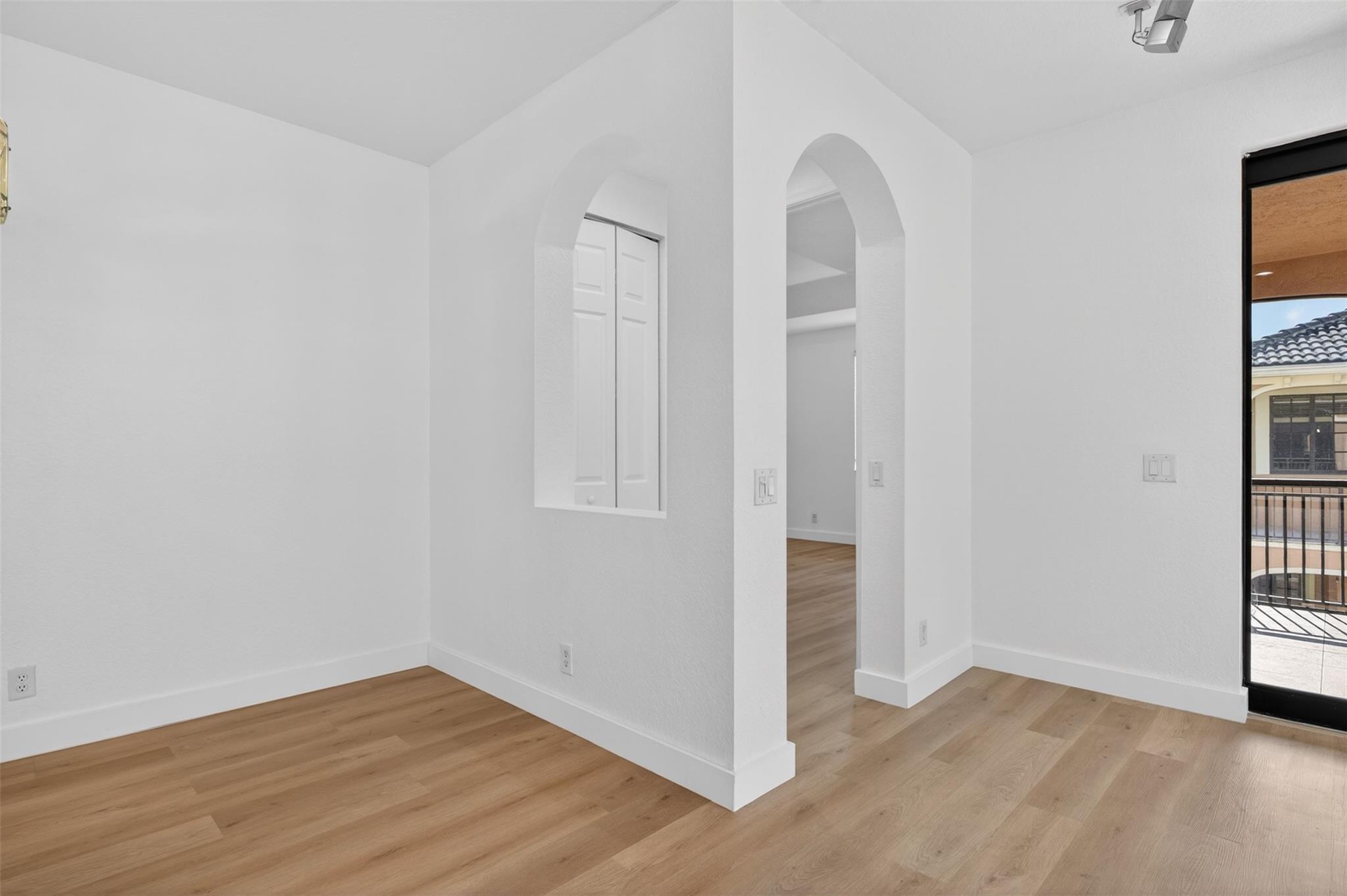 COURTSIDE AT WESTON HILLS - Residential Lease