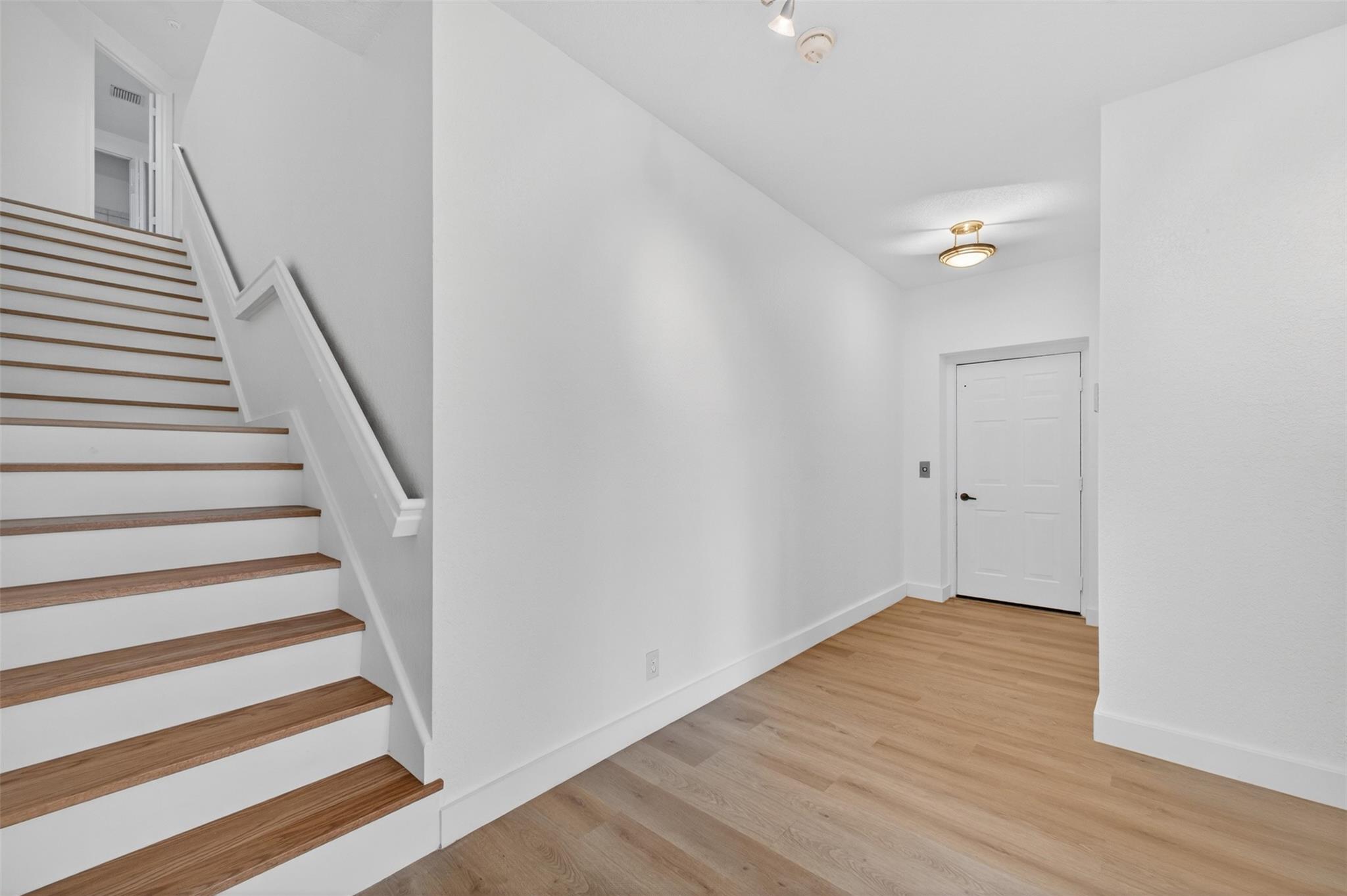 COURTSIDE AT WESTON HILLS - Residential Lease