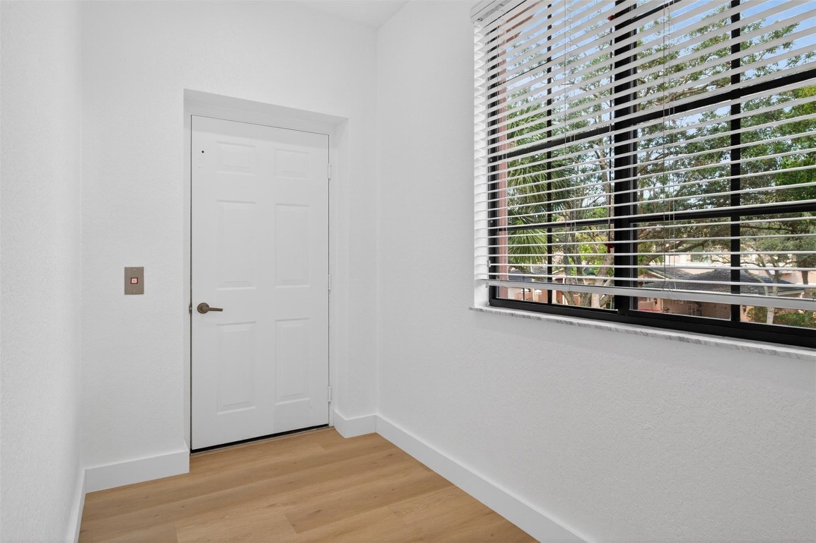 COURTSIDE AT WESTON HILLS - Residential Lease