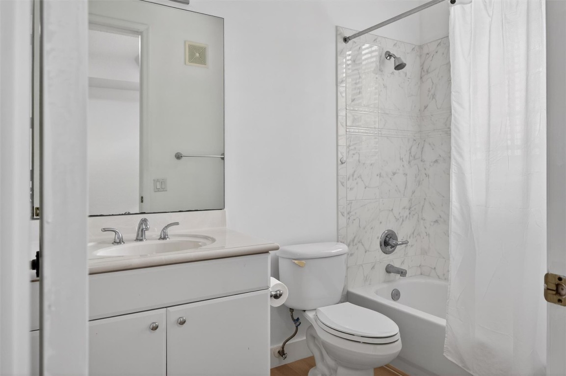 COURTSIDE AT WESTON HILLS - Residential Lease