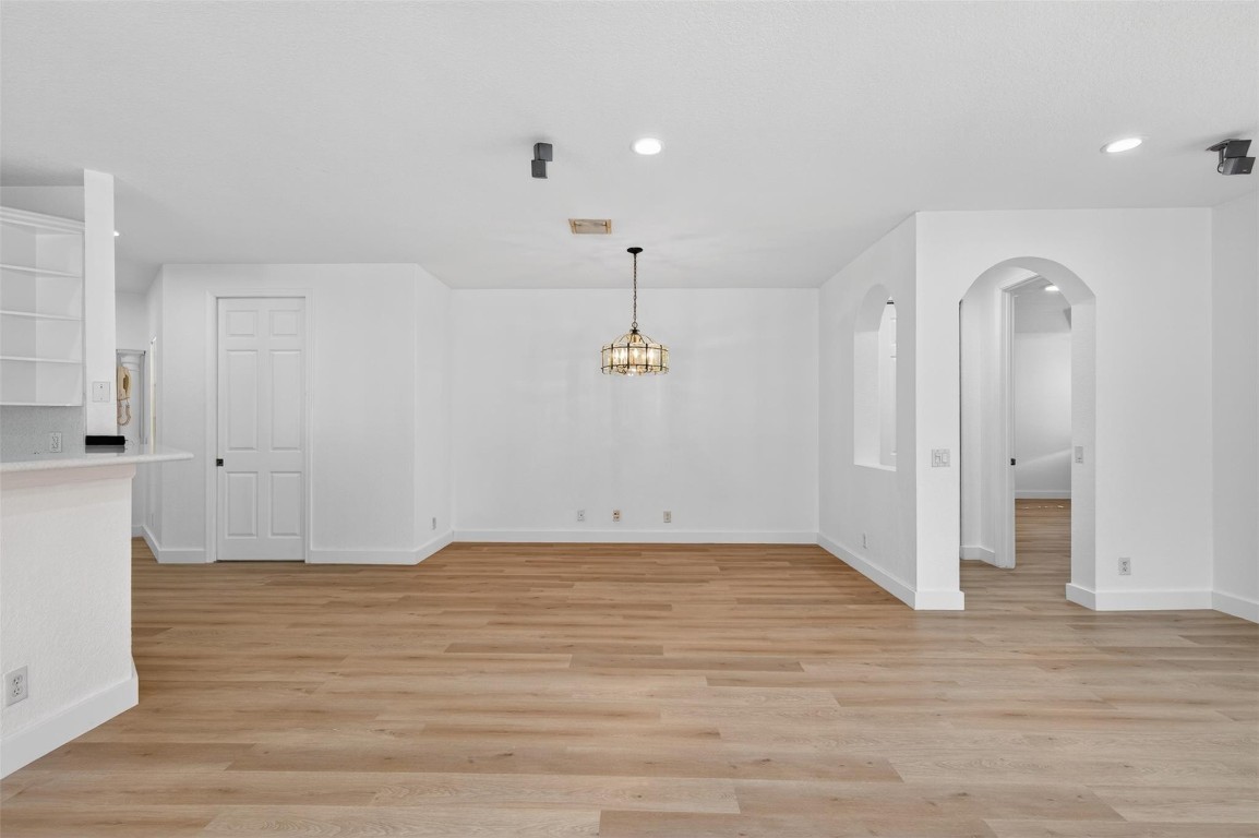 COURTSIDE AT WESTON HILLS - Residential Lease