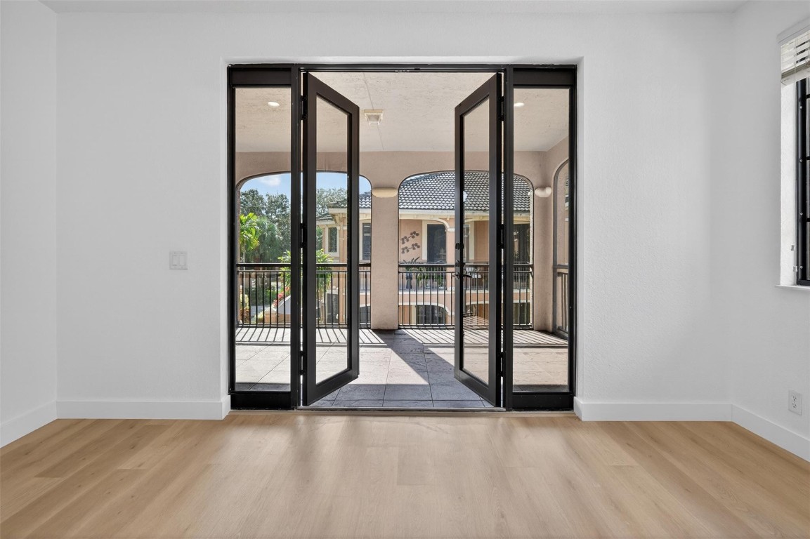 COURTSIDE AT WESTON HILLS - Residential Lease