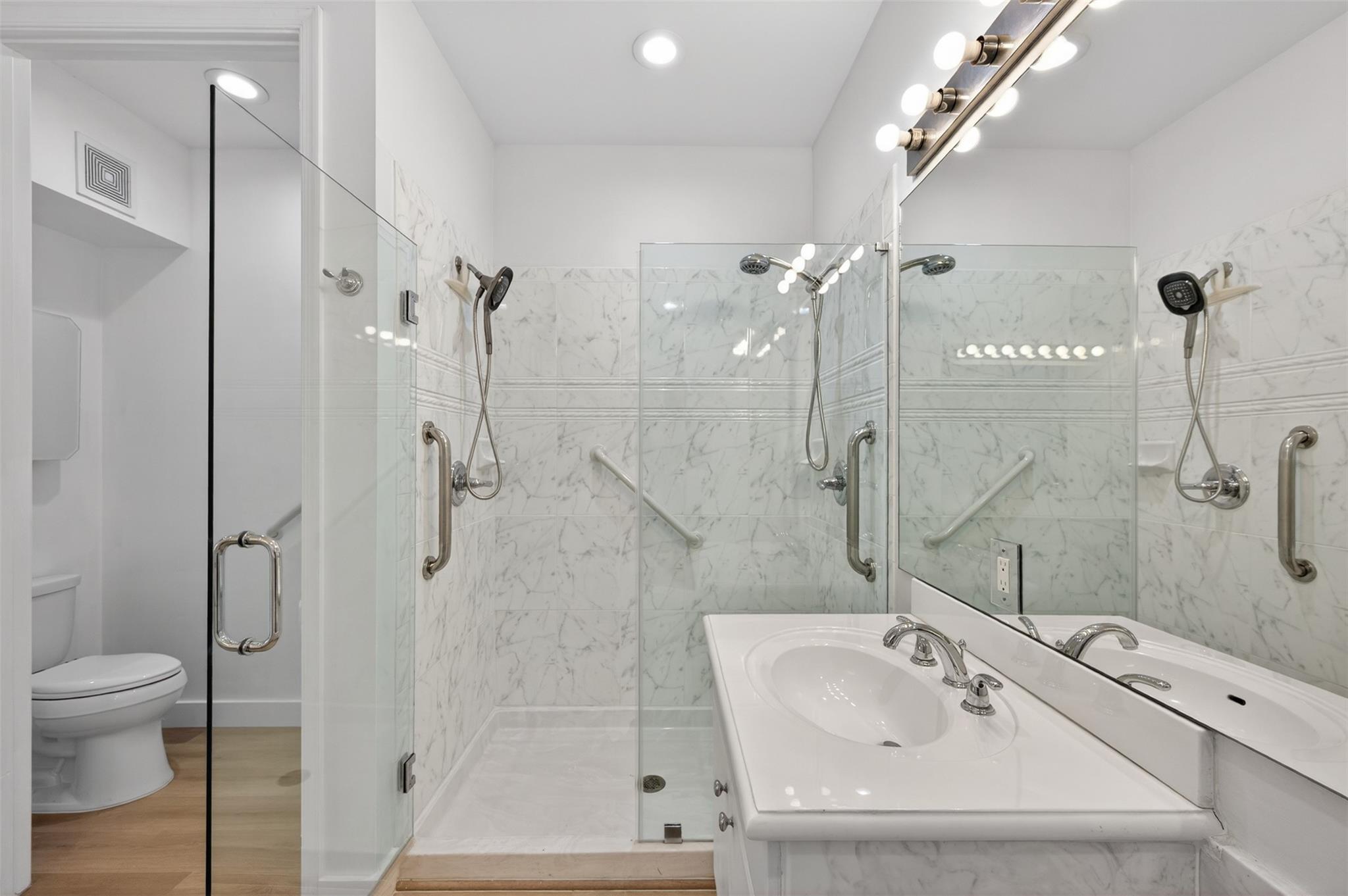 COURTSIDE AT WESTON HILLS - Residential Lease