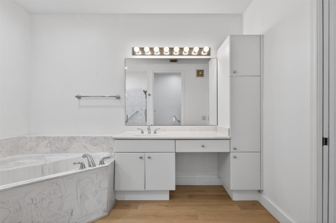 COURTSIDE AT WESTON HILLS - Residential Lease