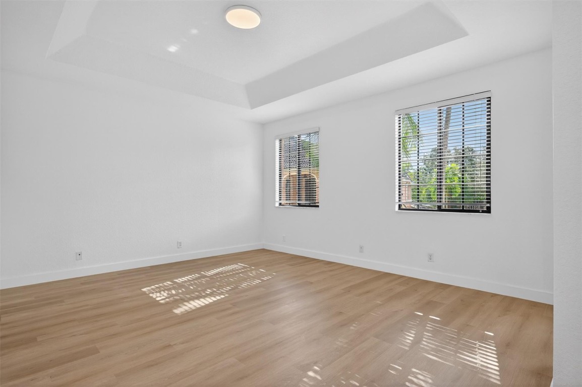 COURTSIDE AT WESTON HILLS - Residential Lease