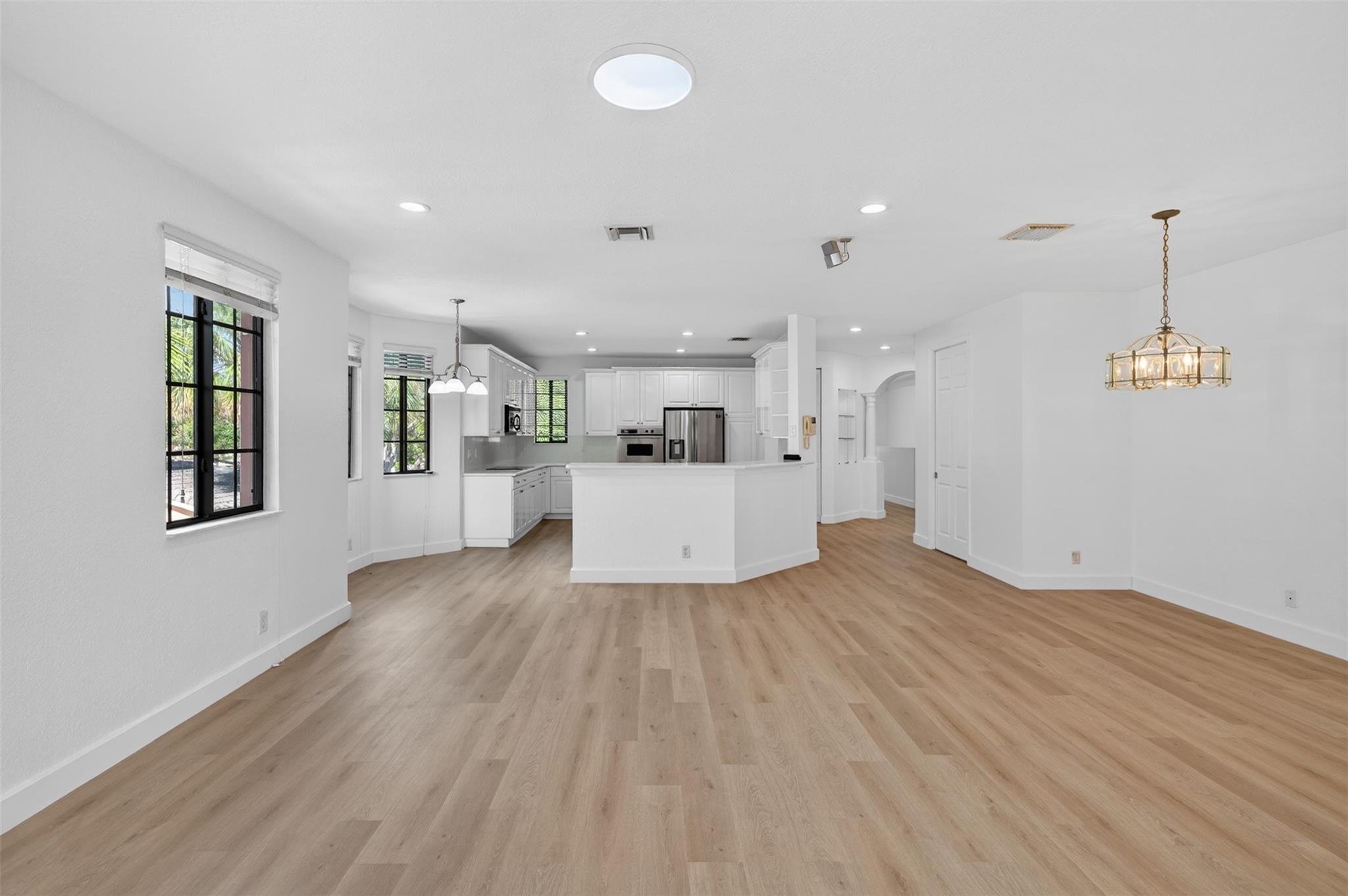 COURTSIDE AT WESTON HILLS - Residential Lease