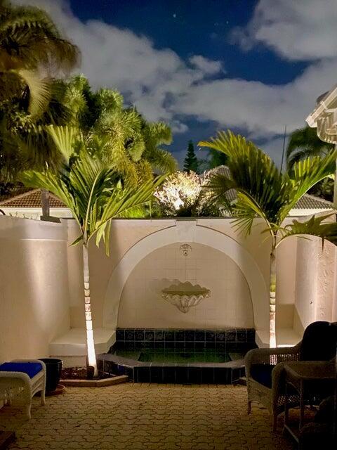 CORAL CAY - Residential Lease