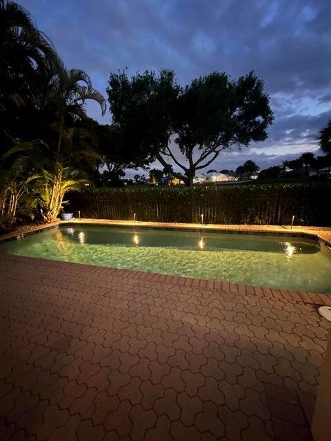 CORAL CAY - Residential Lease