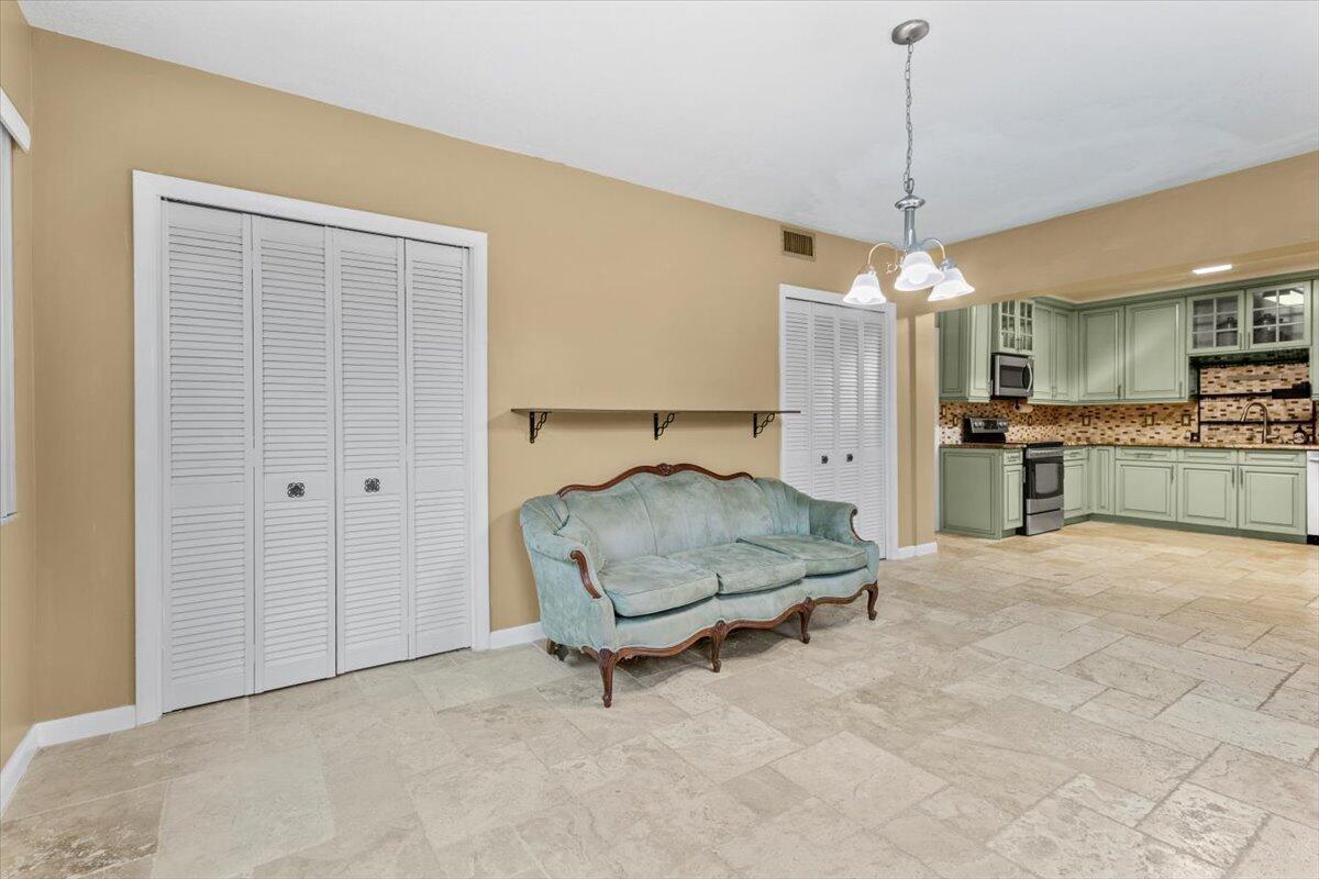 MARAVILLA TERRACE SUBDIVI - Residential