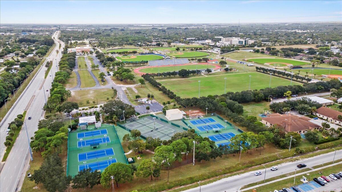 MARAVILLA TERRACE SUBDIVI - Residential