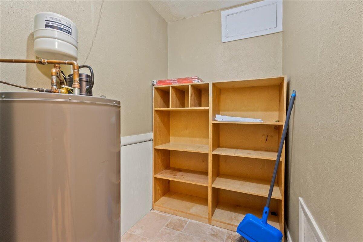 MARAVILLA TERRACE SUBDIVI - Residential