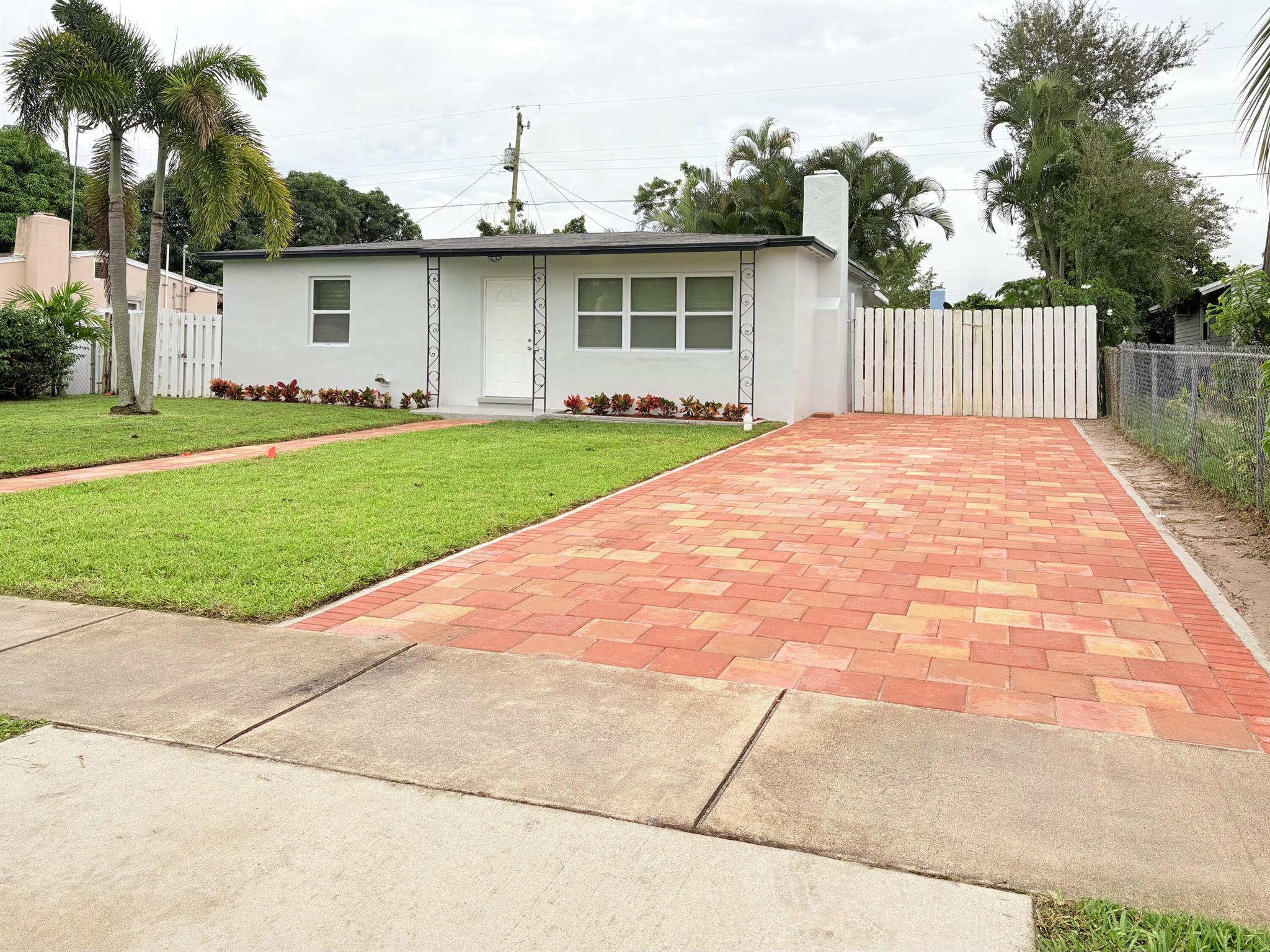 GOLFVIEW HEIGHTS 1 - Residential