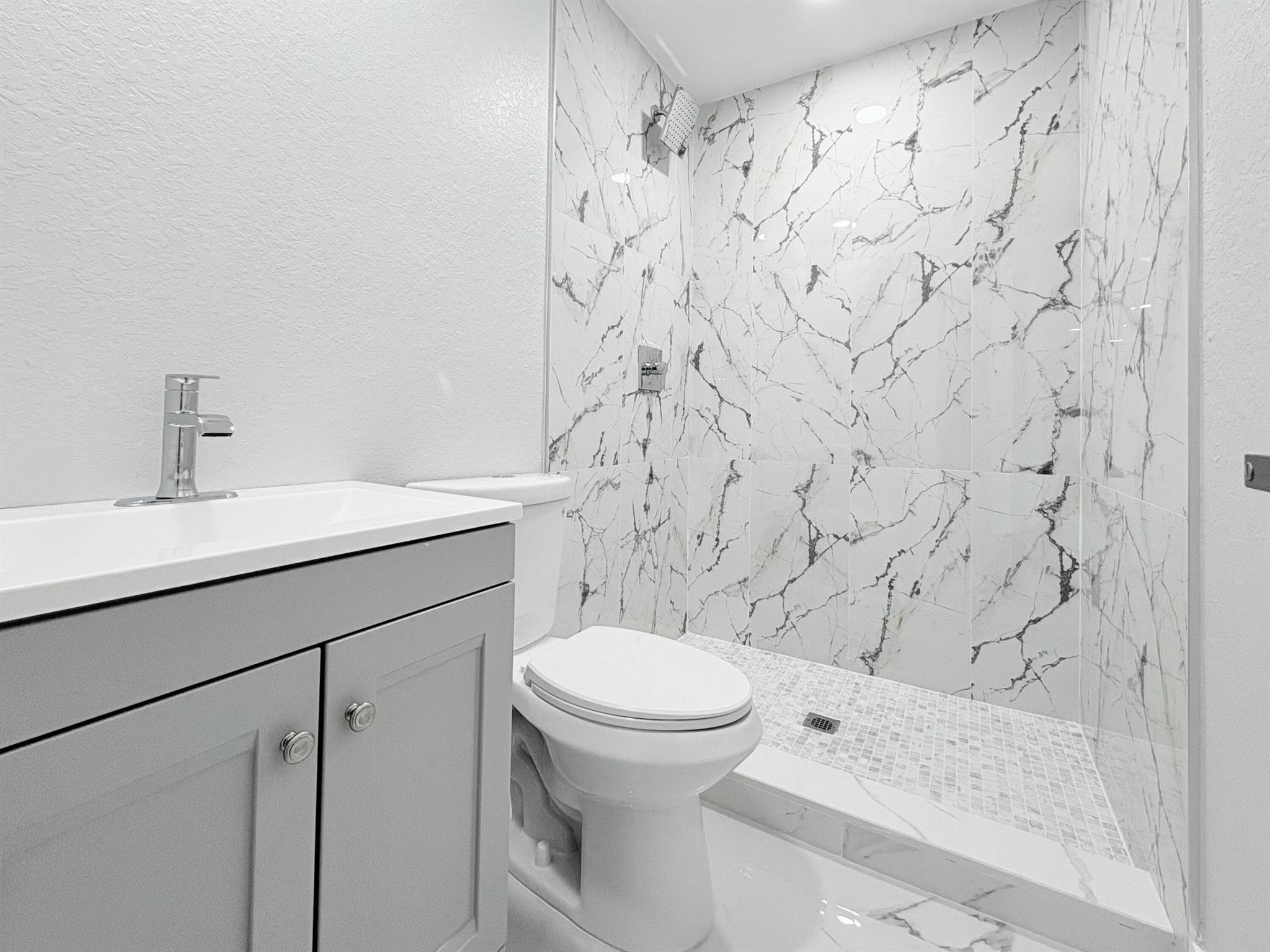 GOLFVIEW HEIGHTS 1 - Residential