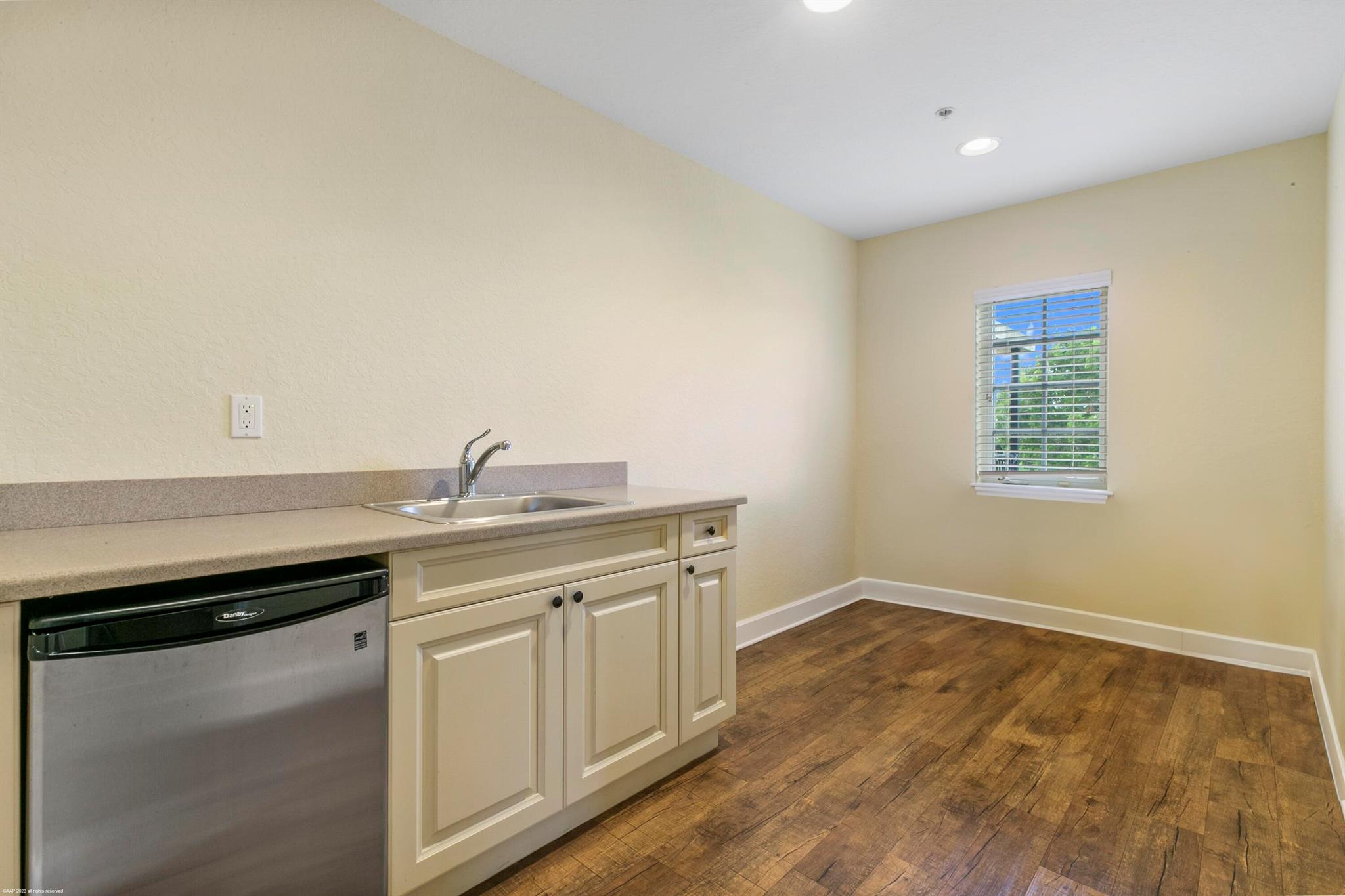 GRANGE PL NO 1 - Residential