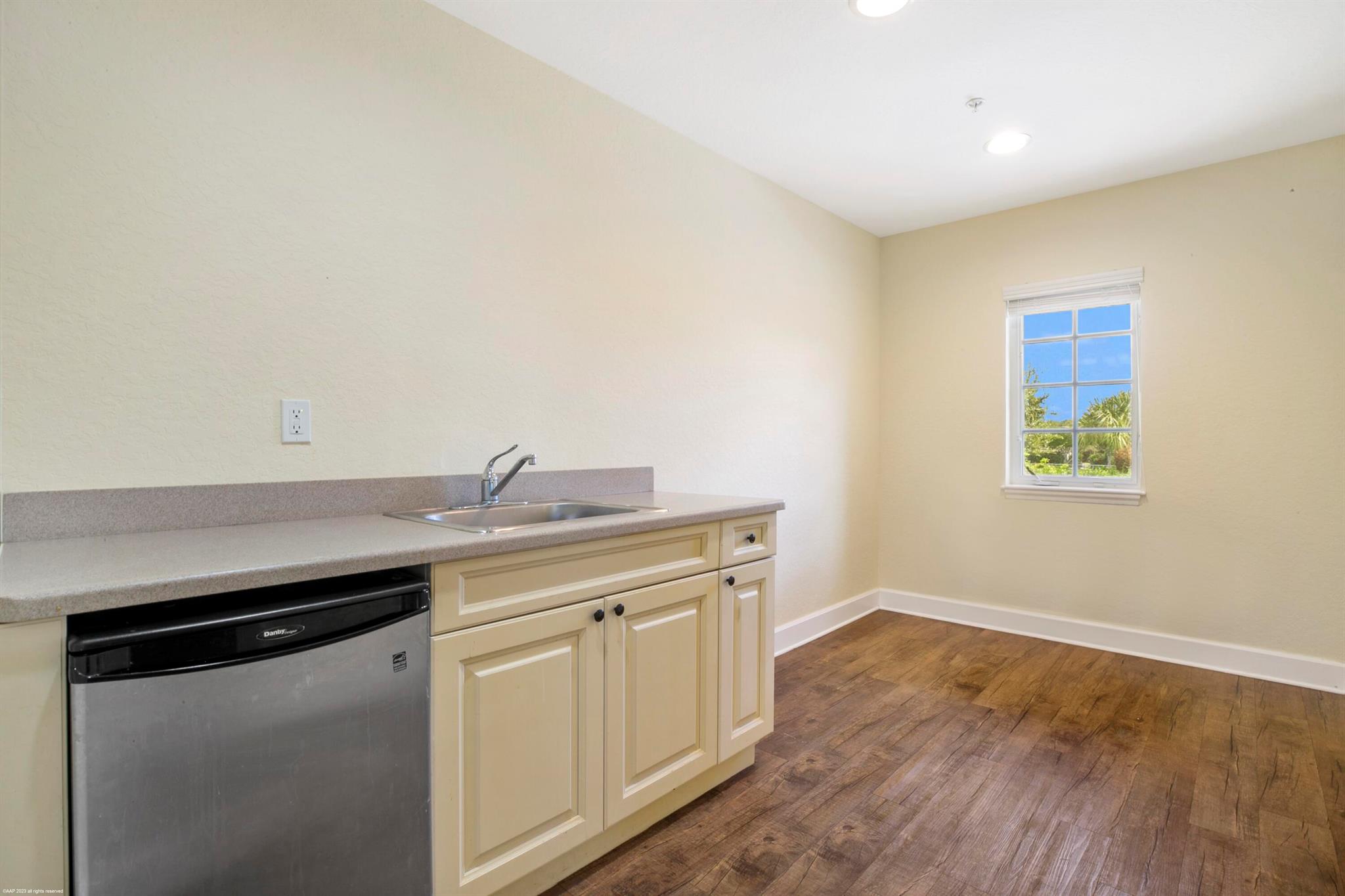 GRANGE PL NO 1 - Residential