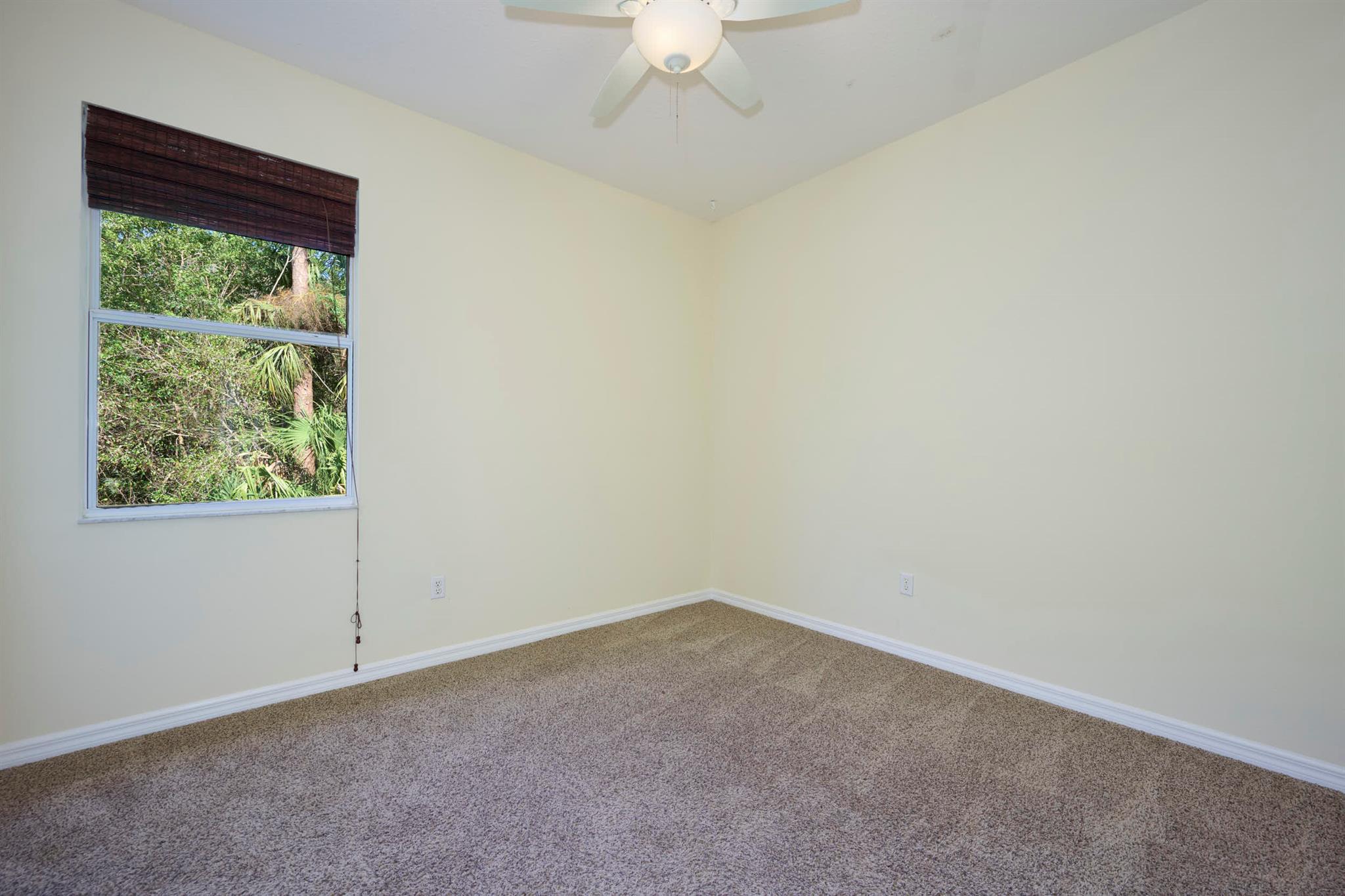 VERO LAKE ESTATES - Residential Lease