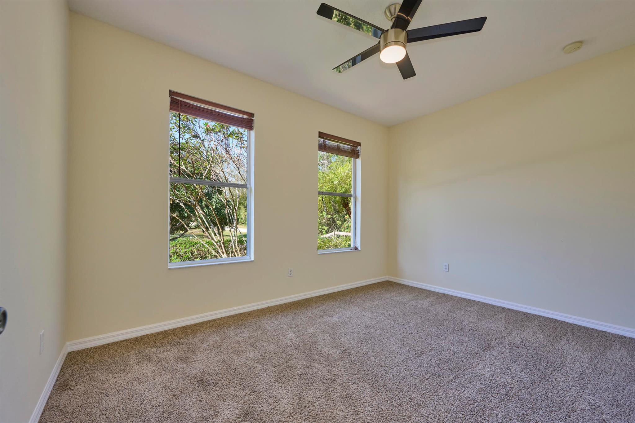 VERO LAKE ESTATES - Residential Lease