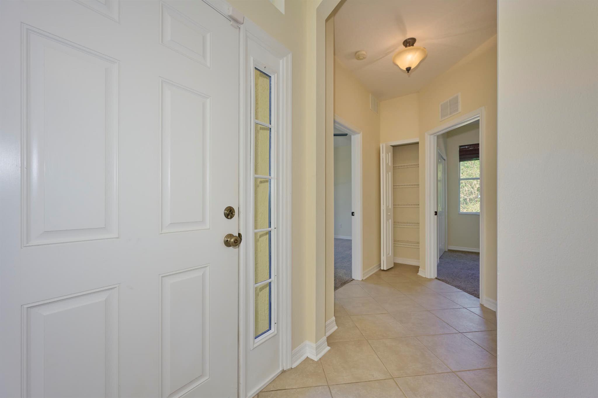 VERO LAKE ESTATES - Residential Lease