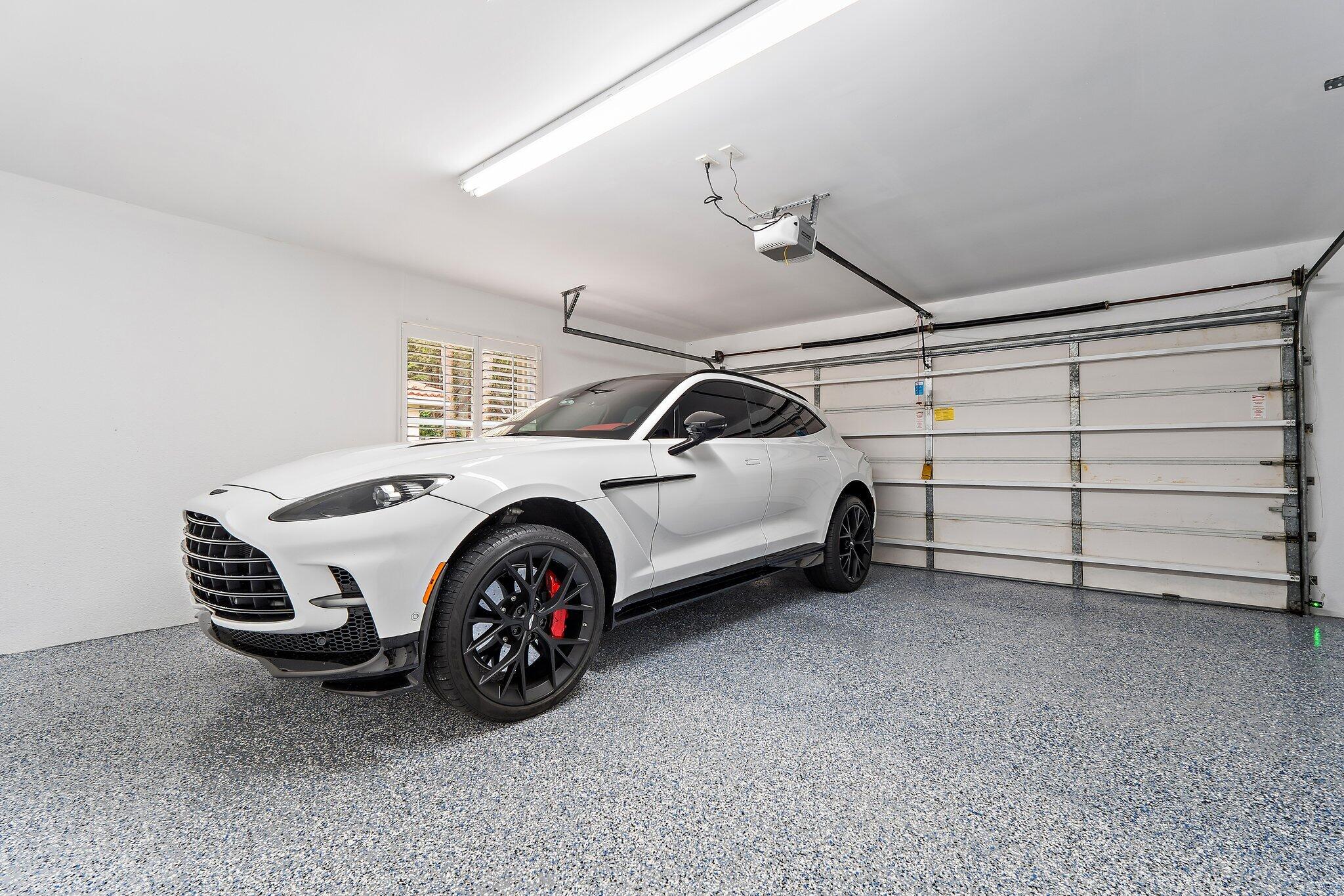 OAKS OAKS EAST 1 - Residential