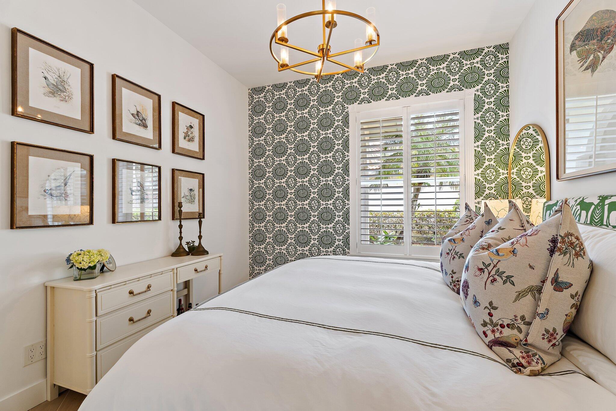 OAKS OAKS EAST 1 - Residential