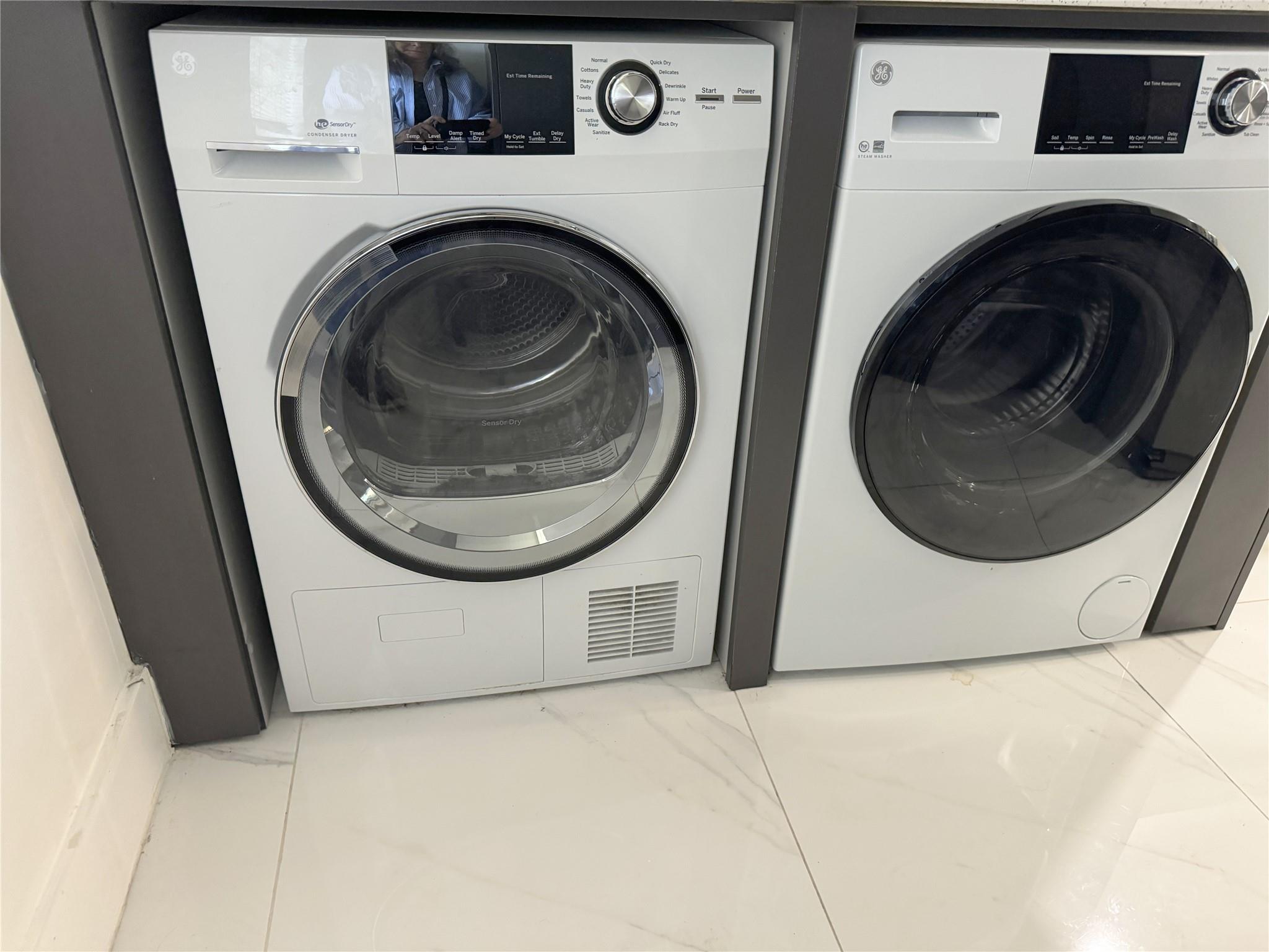 Royal Palm At Plantation - Residential Lease