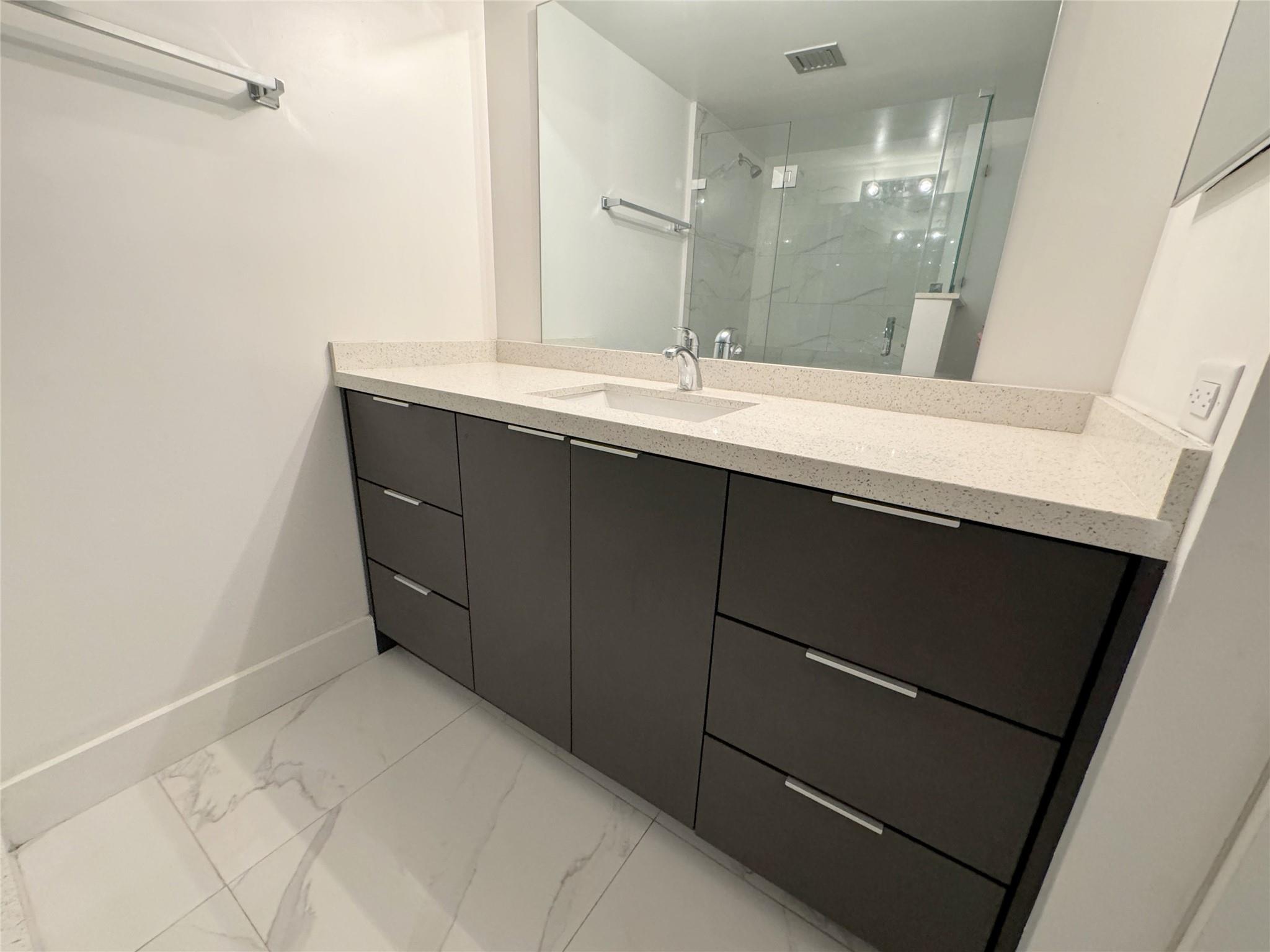 Royal Palm At Plantation - Residential Lease