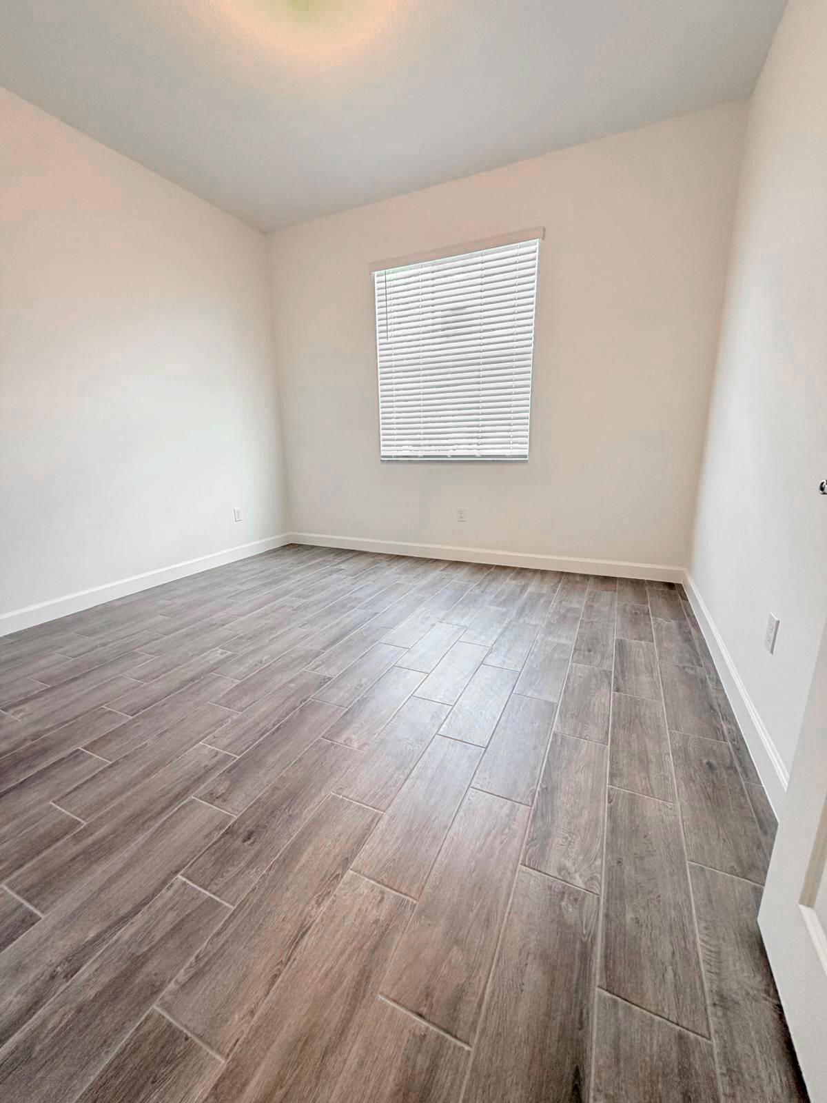 DELRAY TRAILS - Residential Lease