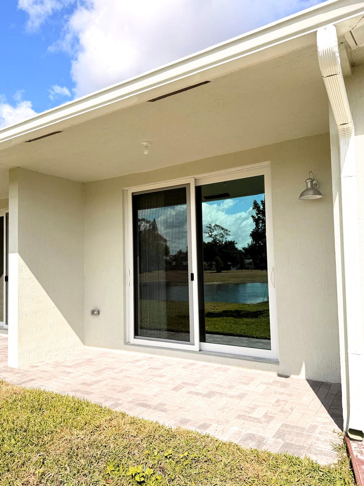 DELRAY TRAILS - Residential Lease