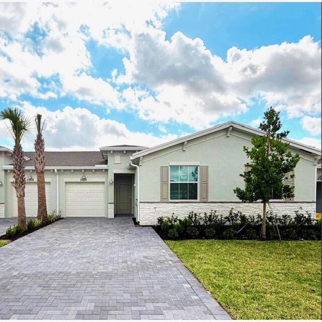 DELRAY TRAILS - Residential Lease