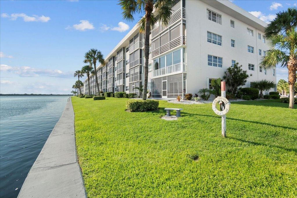 Photo of 20 Yacht Club Drive #B104, North Palm Beach, FL 33408 (MLS # R11016461)