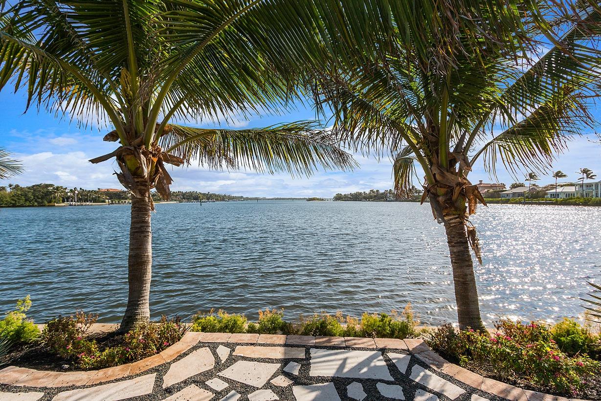 POINT MANALAPAN 1 - Residential