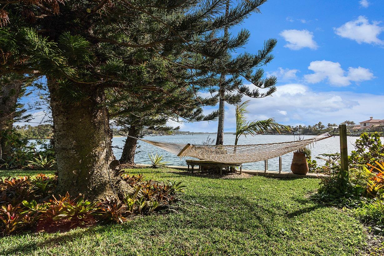 POINT MANALAPAN 1 - Residential