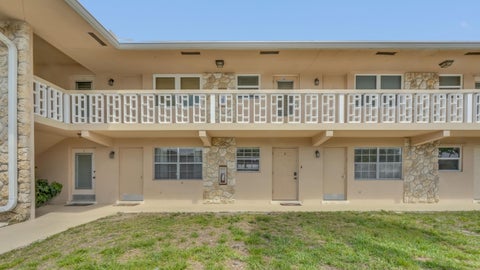 Photo of 298 SE 6th Avenue #2, Pompano Beach, FL 33060 (MLS # B26016928)