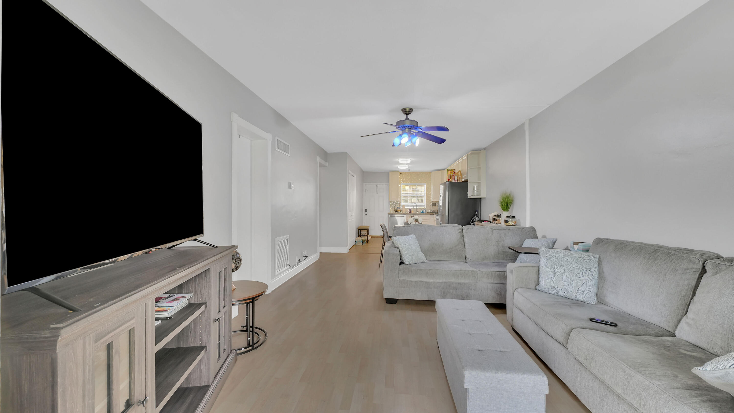 LAKESHORE LODGE CO-OP - Residential